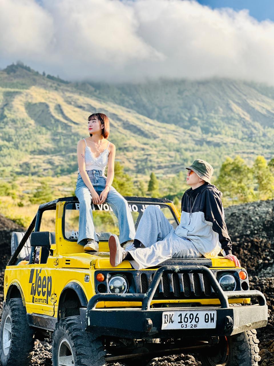 Black Lava Jeep Journey